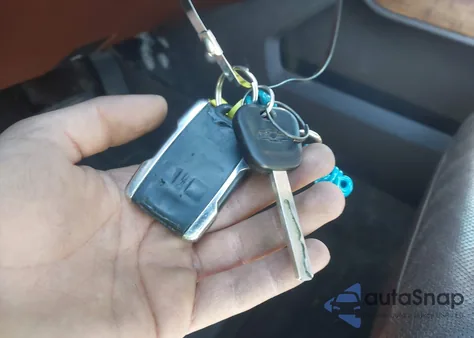 2015 Chevrolet Silverado 2500Hd High Country z USA, uszkodzony, nr VIN 1GC1KXE85FF613999